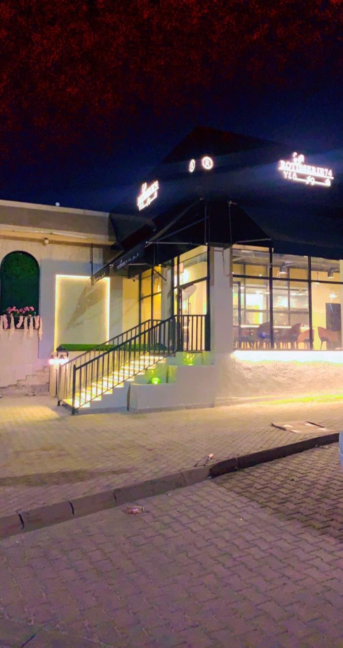 تشطيبات و تجهيزات المطاعم والكوفي شوب